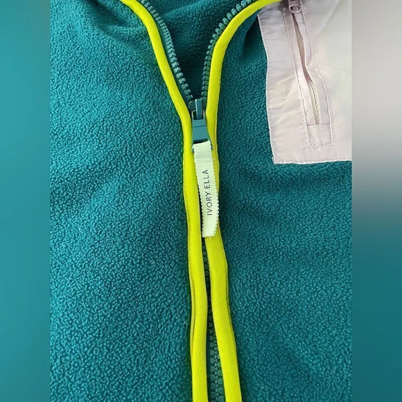 Ivory Ella Jackets & Coats Ivory Ella Retro Style Zip Up - Picture 13 of 16